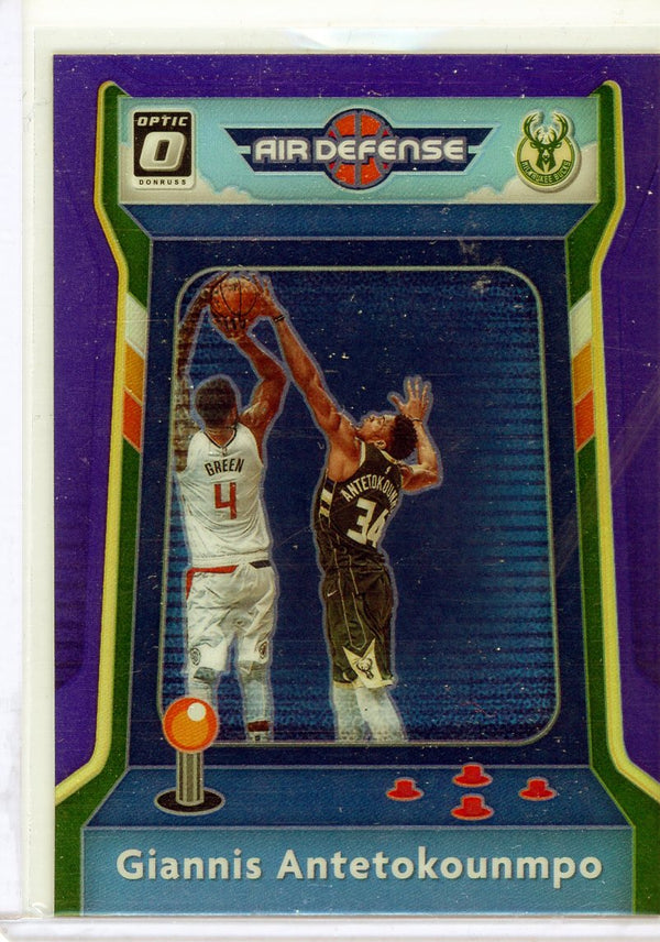 Giannis Antetokounmpo - 2020-21 Donruss Optic #1 - Purple Prizm Air Defense